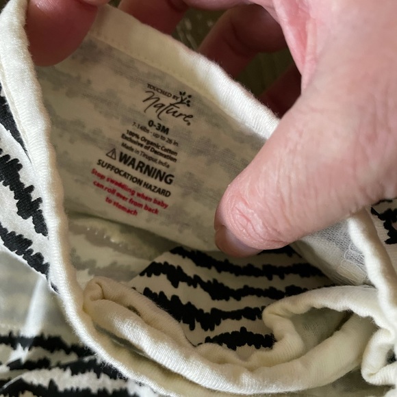 2/$10 NWOT Baby Girl Swaddles Bundle (5) - Picture 10 of 15